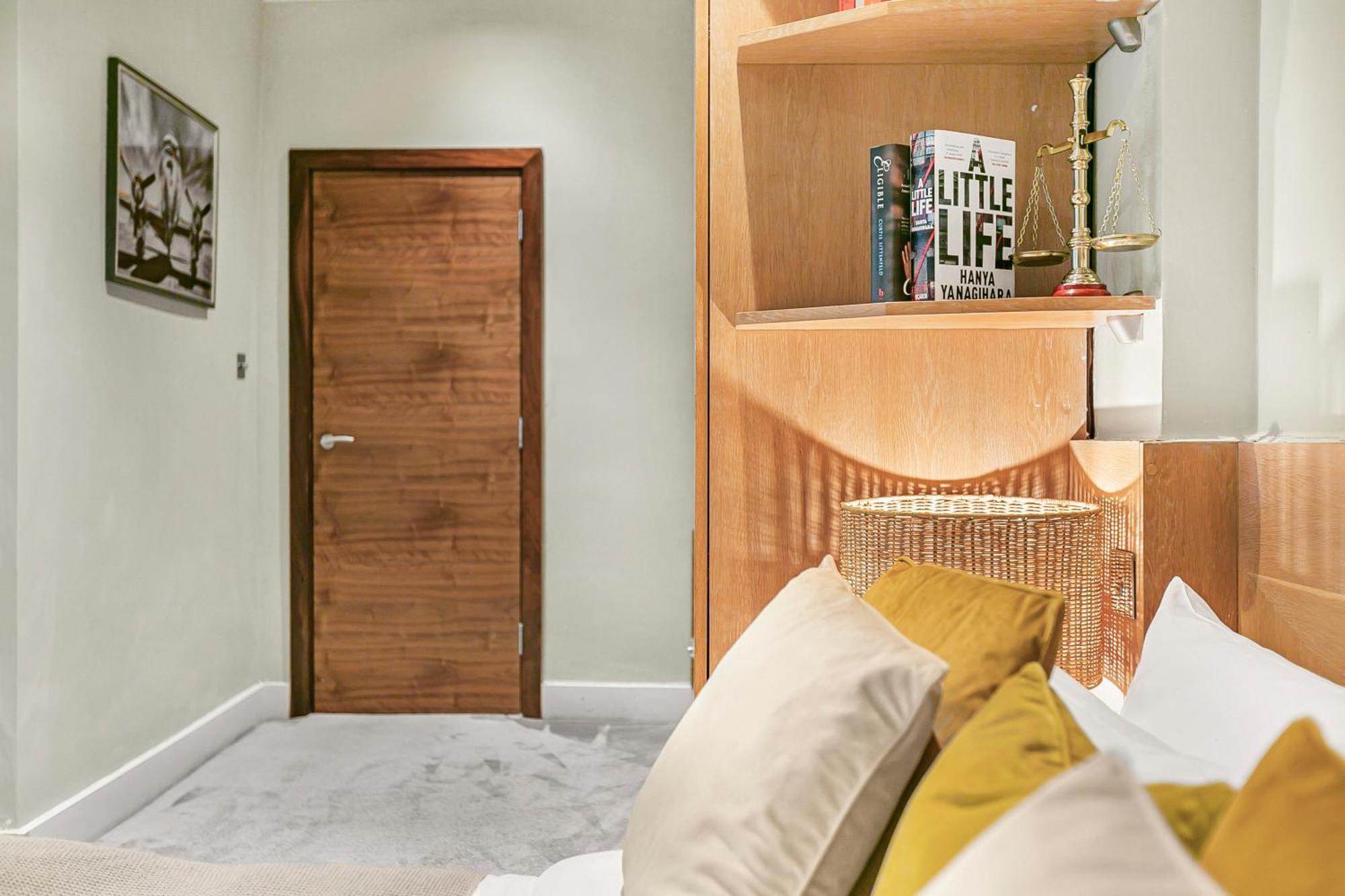 Apartament Large Stylish 2beds 2baths With Private Patio Londra