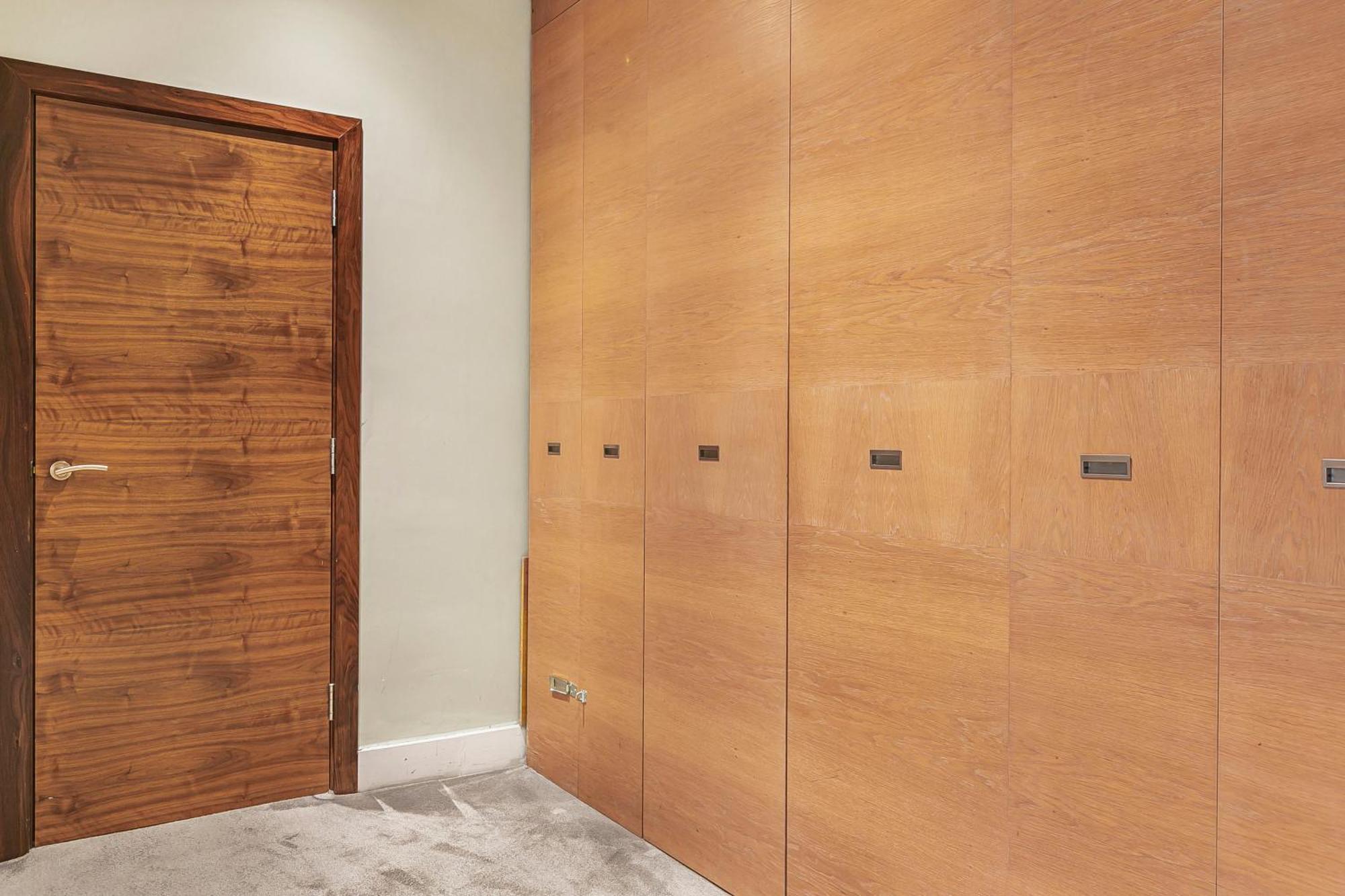 Large Stylish 2beds 2baths With Private Patio Apartament Londra